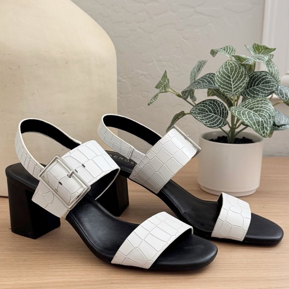 AEROSOLES White‎ Sandals